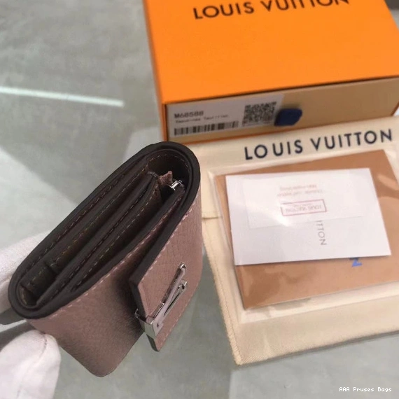 AAA Replica Ru XS WALLET CAPUCINES VUITTON LOUIS 0808